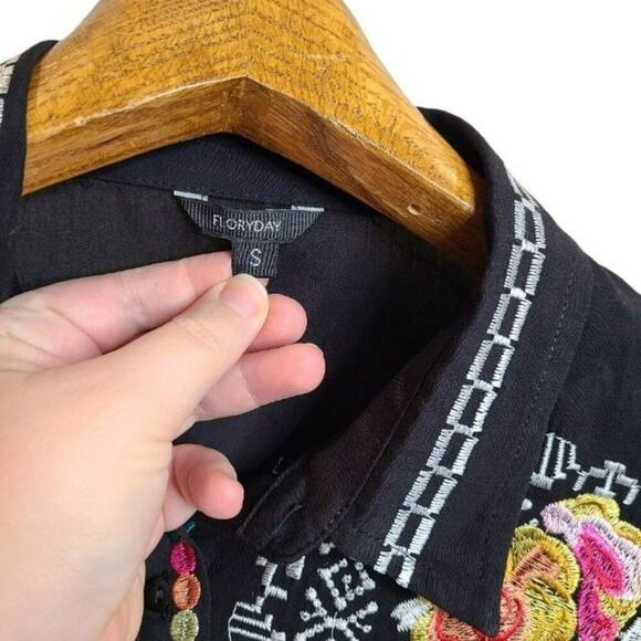 Floryday Black Embroidered Multi Colored‎ Tunic Size Small - Picture 6 of 11